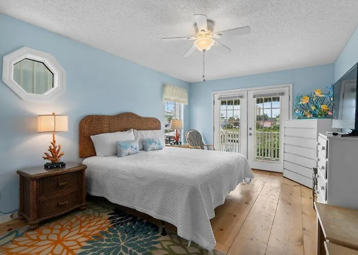 Holiday home Sunset Daze By Youngs Suncoast *
